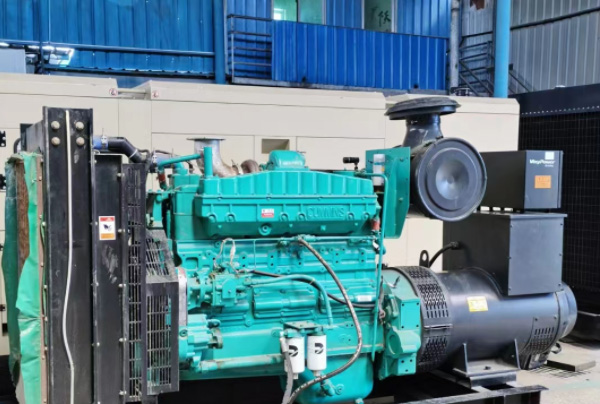 营山发电机维修发电机油压力低的缘由和检查