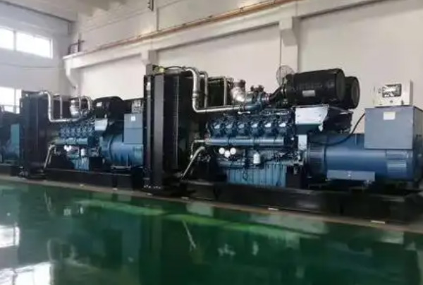 营山1400KW柴油发电机组维修